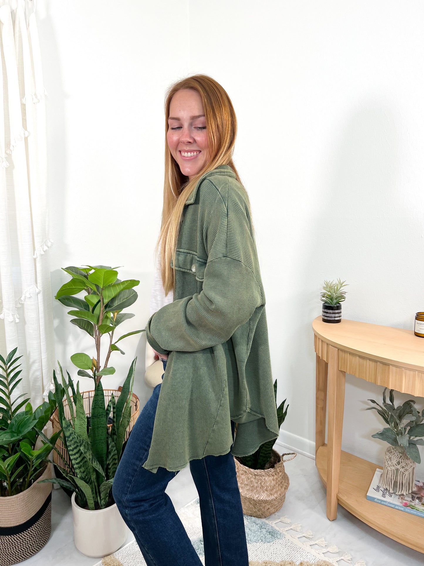 CURVY/REG Ruby Shacket || Choose Color