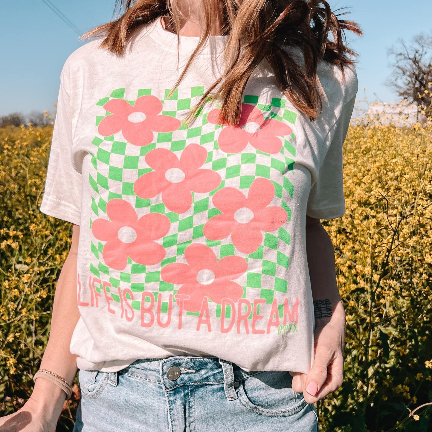 CURVY/REG Life Is But A Dream Tee