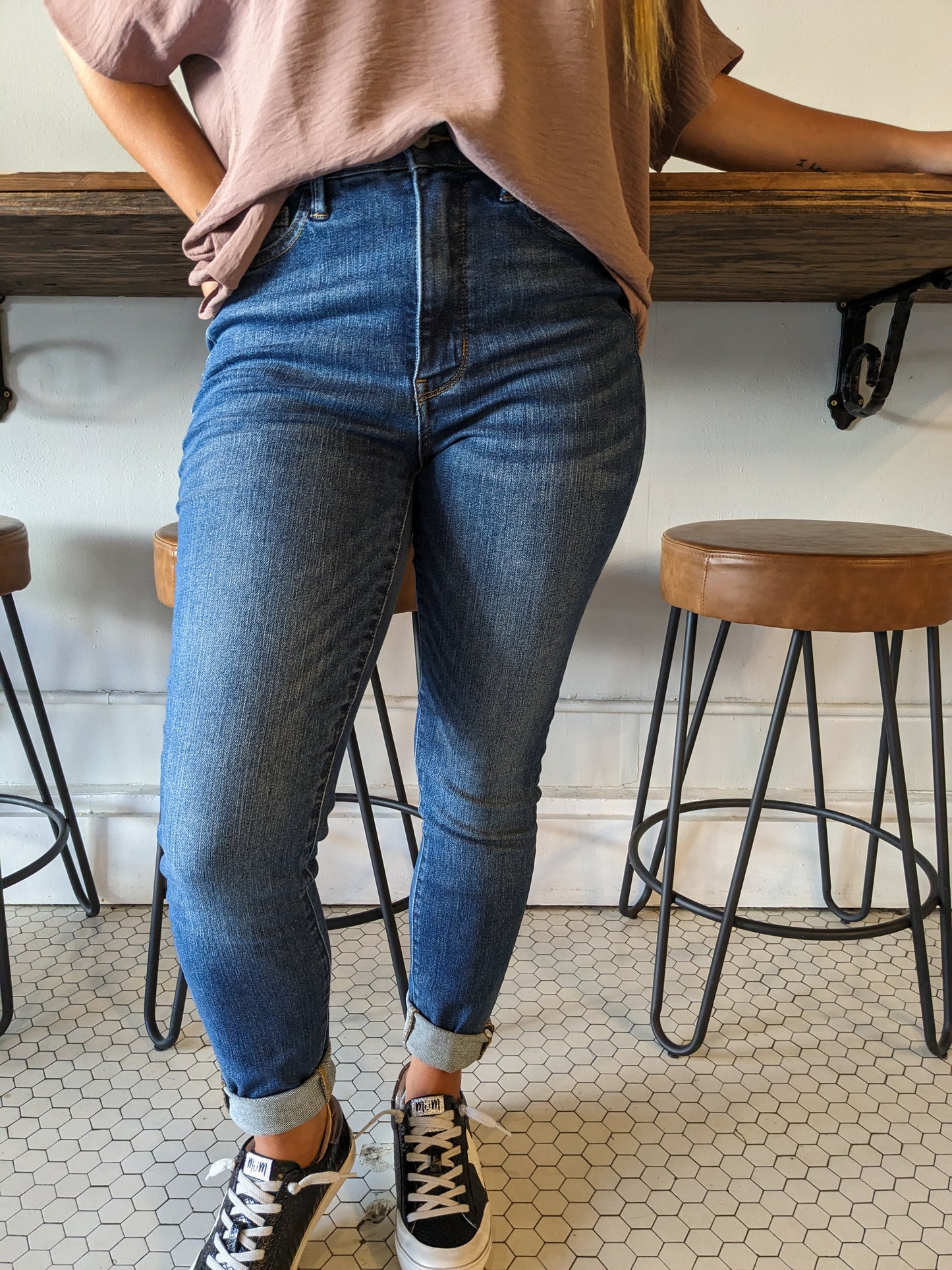 Judy Blue Main Squeeze Tummy Control Jeans