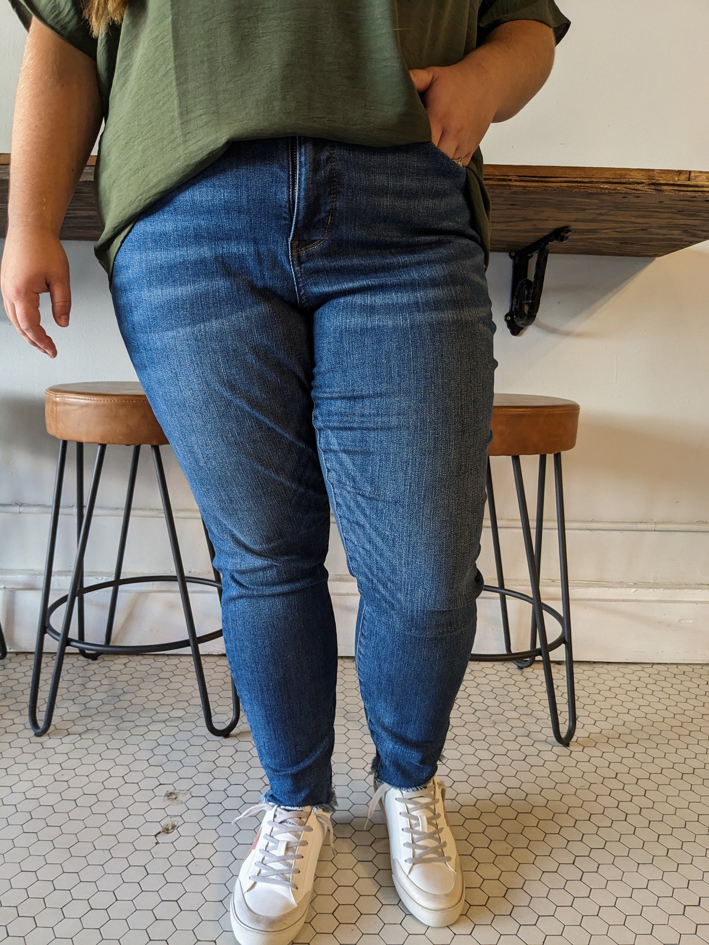 Judy Blue Main Squeeze Tummy Control Jeans