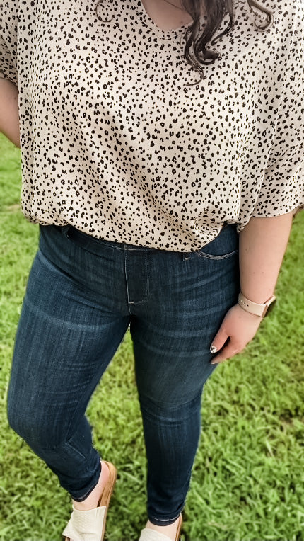 CURVY/REG Thanksgiving Pants aka pull on jeans!