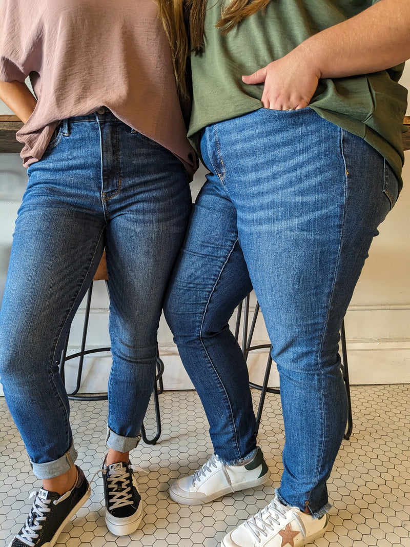CURVY/REG Judy Blue Main Squeeze Tummy Control Jeans