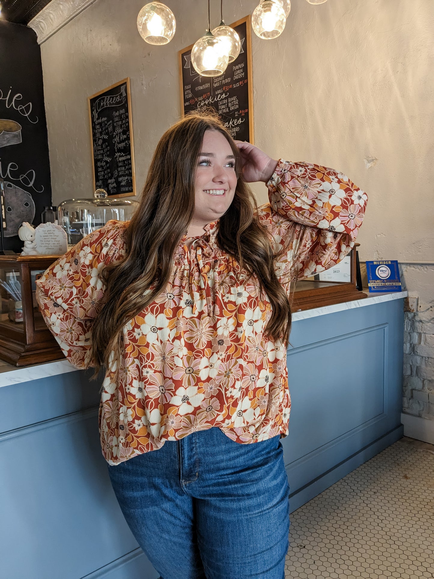 CURVY/REG Sweet Caroline Floral Top