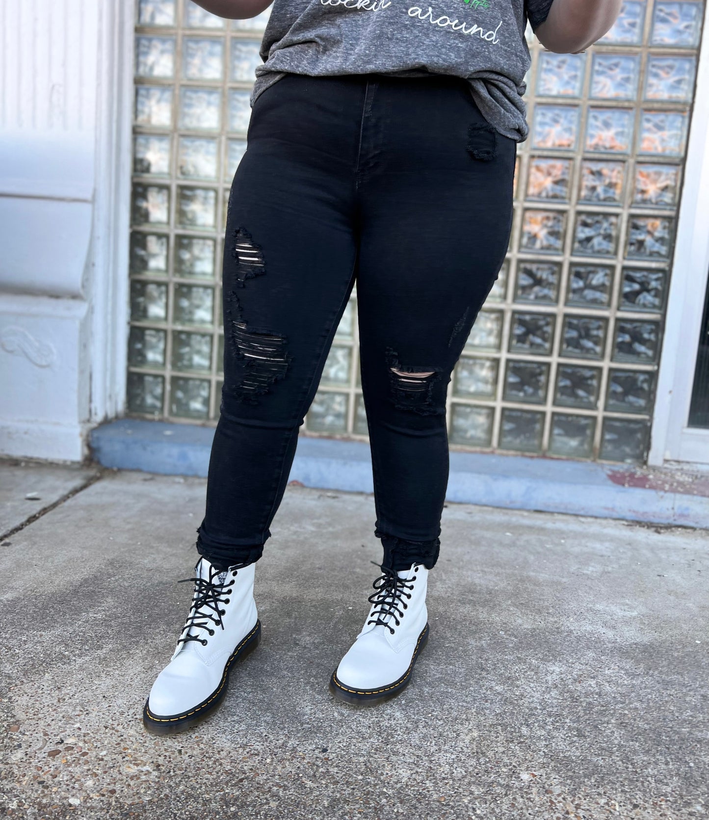 Judy Blue Rock On Distressed Skinnies